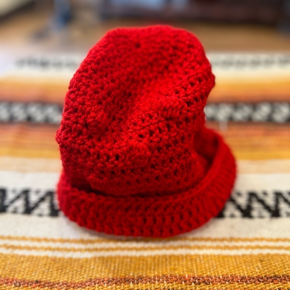 Crochet beanie hat in GUC